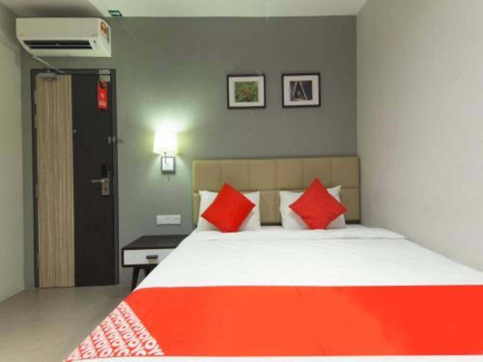 Yootel Boutique Hotel Kajang Exterior photo